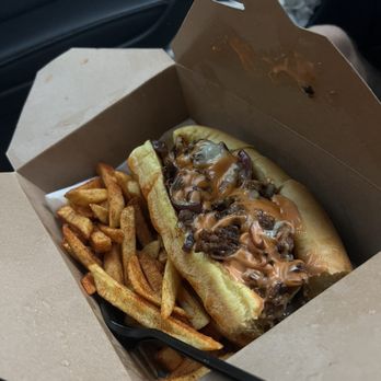 On the run Vegan - Loaded Vegan Hotdog - Tacos Near Me - Miami, Florida On the run Vegan - Loaded Vegan Hotdog - Tacos Near Me - Miami, Florida