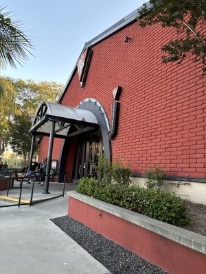 BJ's Restaurant & Brewhouse by null