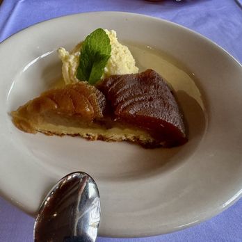 Ledford House - Apple tart with vanilla ice cream - French Near Me - Albion, California