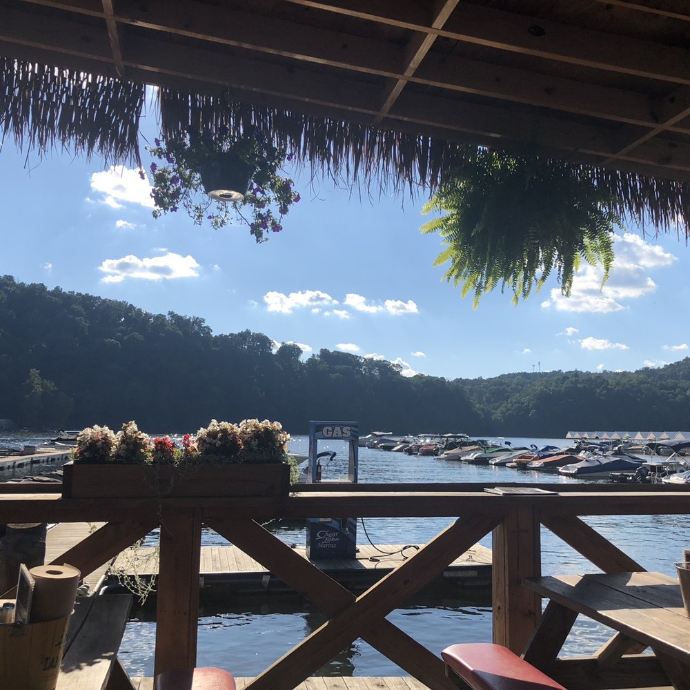 Crab Shack Caribba - Suncrest - Waterfront! Easy to dock boat - Seafood Near Me - Morgantown, West Virginia