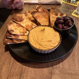 Homemade hummus and naan bread Homemade hummus and naan bread