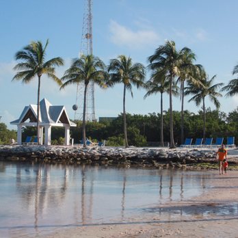 Tranquility Bay Beachfront Resort - Swimming beach - Resorts Near Me - Marathon, Florida Tranquility Bay Beachfront Resort - Swimming beach - Resorts Near Me - Marathon, Florida