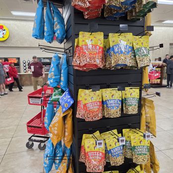 Buc-ee’s - Gas Stations Near Me - Sevierville, Tennessee