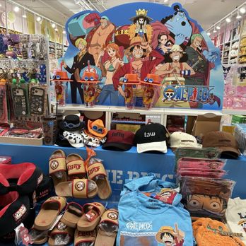 Miniso - Entrance display - Accessories Near Me - Culver City, California Miniso - Entrance display - Accessories Near Me - Culver City, California