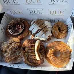 Cinnamon Rolls Cinnamon Rolls