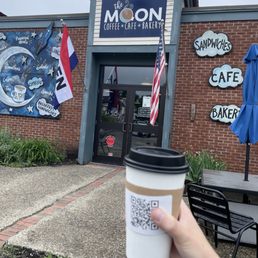 Exterior outside entrance of The Moon Cafe & Bakery - The entrance - Lincoln, New Hampshire Exterior outside entrance of The Moon Cafe & Bakery - The entrance - Lincoln, New Hampshire