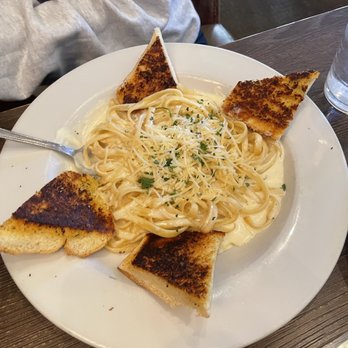 Rosine's Restaurant - Fettuccine Alfredo - American Near Me - Monterey, California