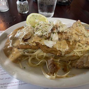 Warehouse No. 1 Restaurant - Seafood Near Me - Monroe, Louisiana Warehouse No. 1 Restaurant - Seafood Near Me - Monroe, Louisiana