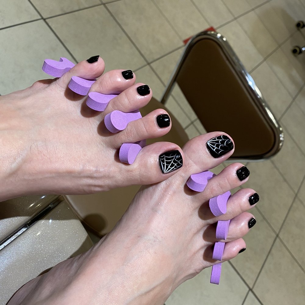 Secret Nails - Spider web on toes - Nail Salons Near Me - New Lenox, Illinois Secret Nails - Spider web on toes - Nail Salons Near Me - New Lenox, Illinois