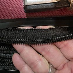 Andare Luggage - Faulty craftsmanship