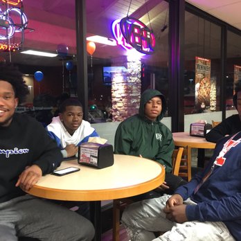 Mountain Mike's Pizza - Football Signing party - Pizza Near Me - Pinole, California