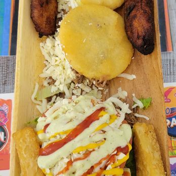 El Chamo Arabe - Venezuelan Sampler - Mediterranean Near Me - Albuquerque, New Mexico