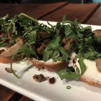 Eureka! - Mushroom Toast - Burgers Near Me - Claremont, California