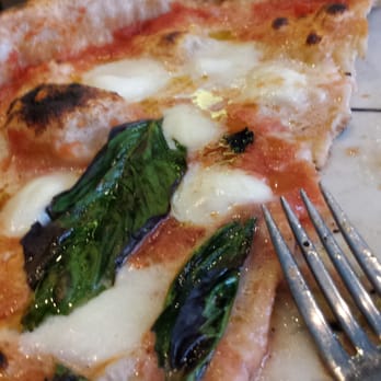 figidini - Margherita pizza. So oily! - Pizza Near Me - Providence, Rhode Island figidini - Margherita pizza. So oily! - Pizza Near Me - Providence, Rhode Island