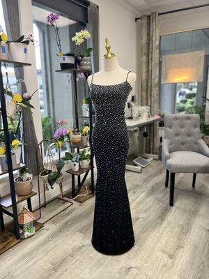 Stunning color, perfect fit. ✨👗 - Style comes in every shade! Whether it’s a bridesmaid gown, a gala dress, or a vibrant wedding look, we tailor every piece to perfection. Explore our gallery of custom-fitted dresses for all of life’s brightest and most colorful moments. 👗🧵 Stunning color, perfect fit. ✨👗 - Style comes in every shade! Whether it’s a bridesmaid gown, a gala dress, or a vibrant wedding look, we tailor every piece to perfection. Explore our gallery of custom-fitted dresses for all of life’s brightest and most colorful moments. 👗🧵
