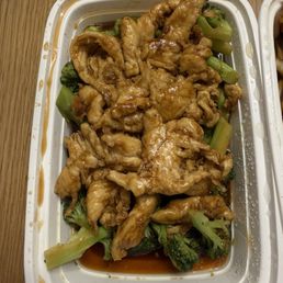 H8. Chicken With Broccoli H8. Chicken With Broccoli