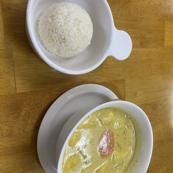 Yu De Thai Restaurant - Pineapple curry - Thai Near Me - Sparks, Nevada Yu De Thai Restaurant - Pineapple curry - Thai Near Me - Sparks, Nevada