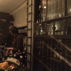 Territoriet - Like a library of wines