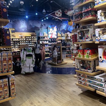 Disney Store - Toy Stores Near Me - New York, New York