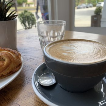 Gigi Blin - Cafes Near Me - Vancouver, British Columbia