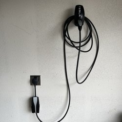 Heath Electric - Tesla EV mobile charger connected to Hubbell NEMA 14-50 outlet