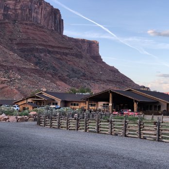 Red Cliffs Lodge Moab - The lodge and the view.  Awesome!!! - Hotels Near Me - Moab, Utah