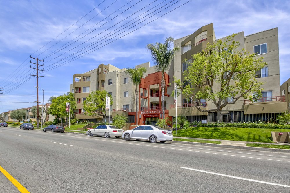 MONARCH APARTMENT LOFTS 57 Photos & 22 Reviews Apartments 7918