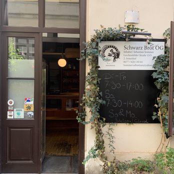 Schwarz Brot - Bakeries Near Me - Vienna, 9