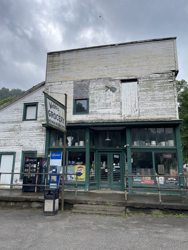 LORETTA LYNN HOMEPLACE Updated October 2024 31 Photos Butcher