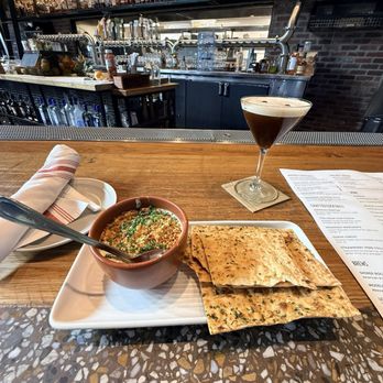 Whiskey Cake Kitchen And Bar - New American Near Me - Stafford, Texas