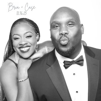 Luxe Booth - B&W Photo Booth Rentals - Photo Booth Rentals Near Me - Miami, Florida
