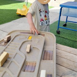 Pequenas Semillas Wonderschool - Cars, cars, cars
