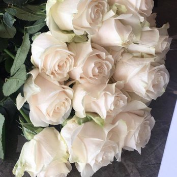 Beers Flower Shop - roses for the table - Florists Near Me - Ridgewood, New Jersey