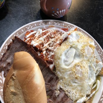 Kikey's Cafe - Chilaquiles Divorciados - Breakfast & Brunch Near Me - Burien, Washington