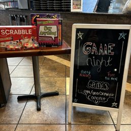 Game night & kids eat free Mondays with entree purchase