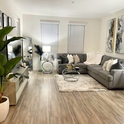 The Upland - Living room