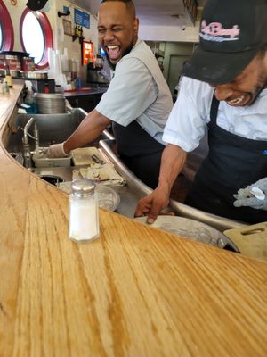 Capt. Benny's by null