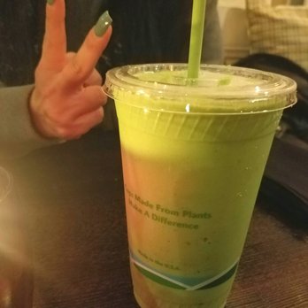 SunCafe - Sweet kale shake? Yes please!!! - Vegan Near Me - Studio City, California