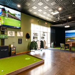 Tempo Golf Club - The temperature is always just right, the course is always open, and the drinks are always cold.