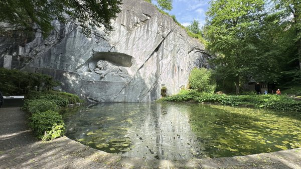 Lion Monument by null