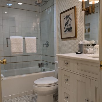 Blackberry Farm - Hearts a Busting bathroom - Resorts Near Me - Walland, Tennessee Blackberry Farm - Hearts a Busting bathroom - Resorts Near Me - Walland, Tennessee
