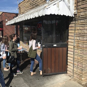 Saw's Soul Kitchen - Lunch crowd - Barbeque Near Me - Birmingham, Alabama Saw's Soul Kitchen - Lunch crowd - Barbeque Near Me - Birmingham, Alabama