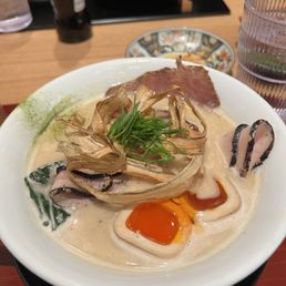 TONKOTSU RAMEN TONKOTSU RAMEN