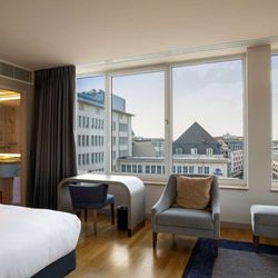 Hilton Cologne - Guest room