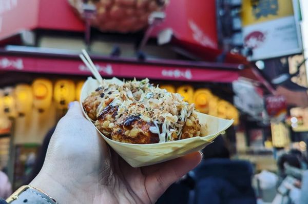 Takoyaki Juhachiban Dotonbori by null