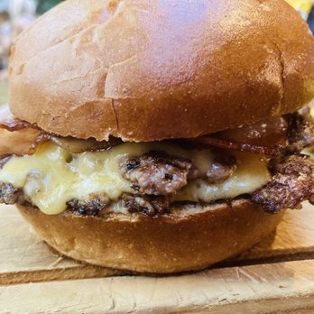 La Tita Rivera - Smash burger - Spanish Near Me - Madrid, M La Tita Rivera - Smash burger - Spanish Near Me - Madrid, M