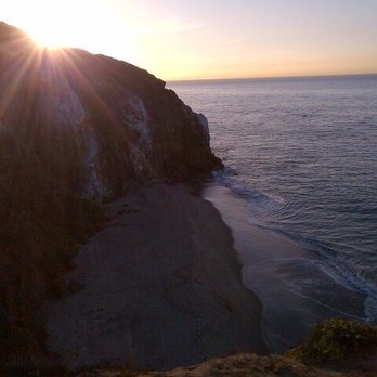 Passages Malibu - Our 6:00 am morning hikes - Counseling & Mental Health Near Me - Malibu, California Passages Malibu - Our 6:00 am morning hikes - Counseling & Mental Health Near Me - Malibu, California