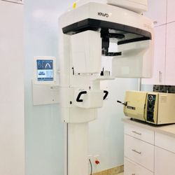 Oryani Nancy, DDS - Nancy Oryani DDS 3D Cone Beam guided Implant surgery.