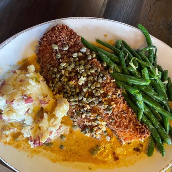 Coratti's On Main - Walleye, walleye, Walleye  Mashed potatoes &Exceptionally good tasting Green Beans - Italian Near Me - Milford, Michigan