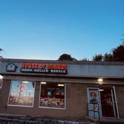 House of Bagels - Outside view